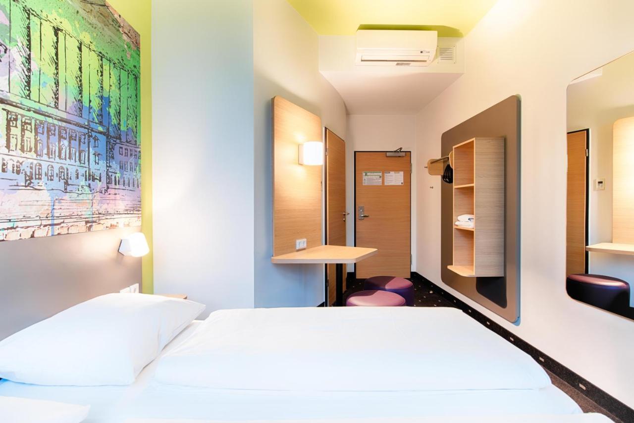 B&B Hotel Kassel-City Exterior photo